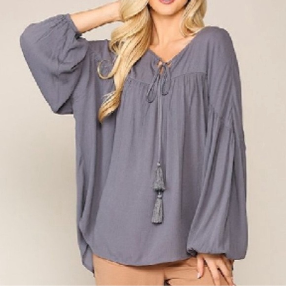 New GIGIO Size M L Gray Textured Balloon Sleeve Tunic Top Front Tassel Oversized - Picture 2 of 2
